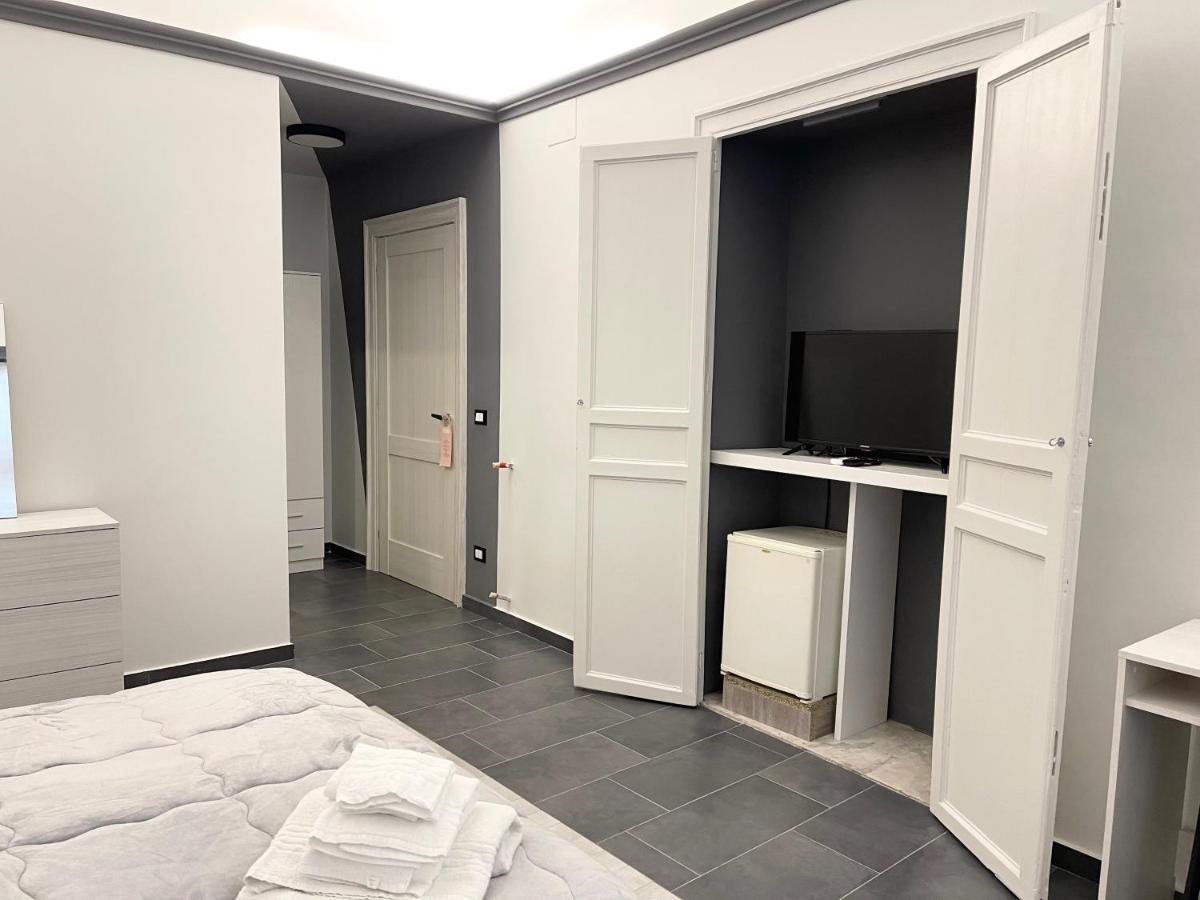 B&B Antichi Cortili Терміні-Імерезе Екстер'єр фото