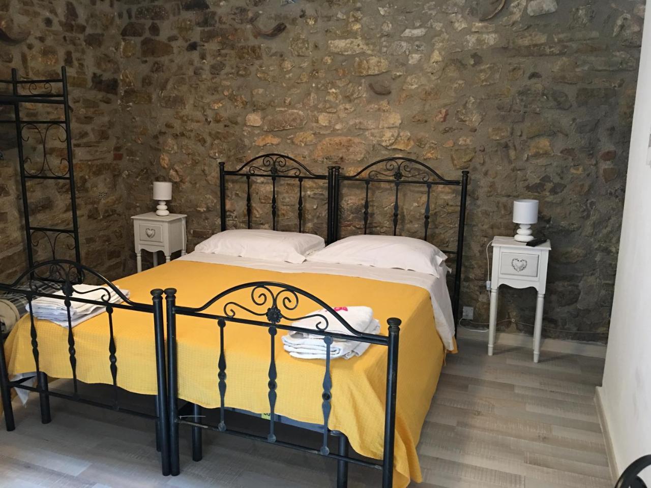 B&B Antichi Cortili Терміні-Імерезе Екстер'єр фото